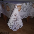 obrus-na-blacie-kwadratowym.jpg