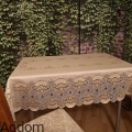 zloty-obrus-zakardowy-w-kwiaty.jpg