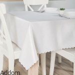 Obrusy z błyszczącą nicią