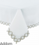 Obrusy haftowane srebrną nicią