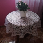 Obrus okrągły cały z koronki