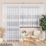 Odpasowana firana z dużą ilość kwiatów