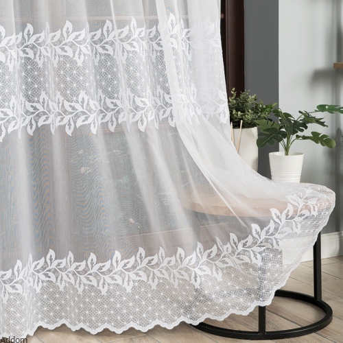 zwiewne-firany-z-haftem-w-liscie.jpeg