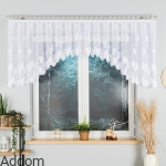 Firanki gotowe w gęste liście