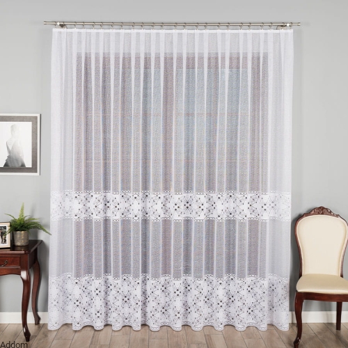 firanki-zakardowe-z-2-bialymi-pasami.jpeg