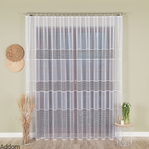 Subtelne firany żakardowe z gipiurową wstawką