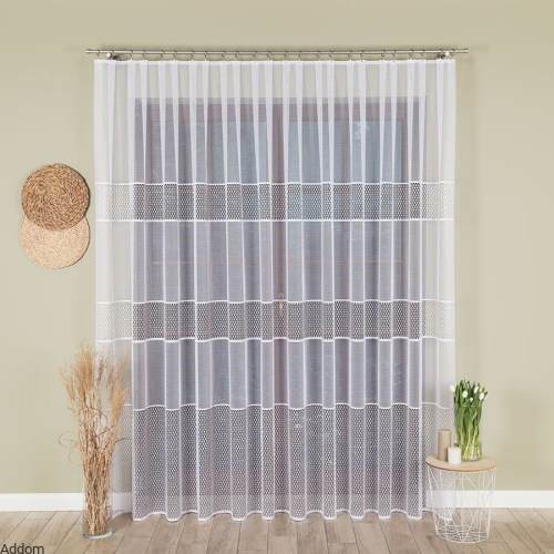 Subtelne firany żakardowe z gipiurową wstawką.jpeg