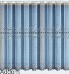 Firany żakardowe z dekoracyjnymi otworkami