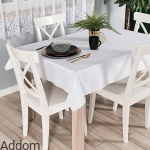 Biały obrus plamoodporny
