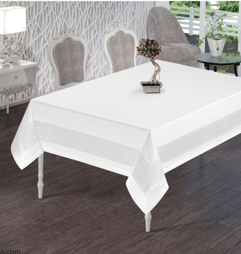 Obrus plamoodporny w stylowe pasy.jpg