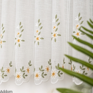 Zazdrostki haftowane w kolorowe stokrotki