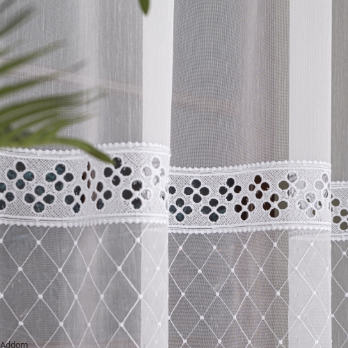 Firany na metry z haftem dziureczkowym białe.jpeg