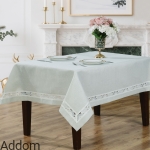 Srebrny obrus z doszytą gipiurą