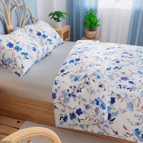 niebieska-posciel-w-kwiaty-z-satyny-bawelnianej.jpeg