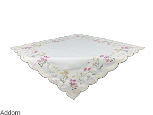 Obrusiki w kwiaty polne