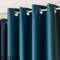 Zasłony zaciemniające turkus granatowy.jpeg