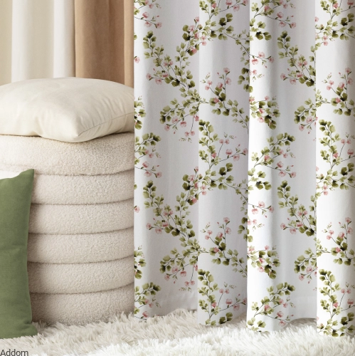 Materiał wodoodporny w małe kwiatuszki.jpeg