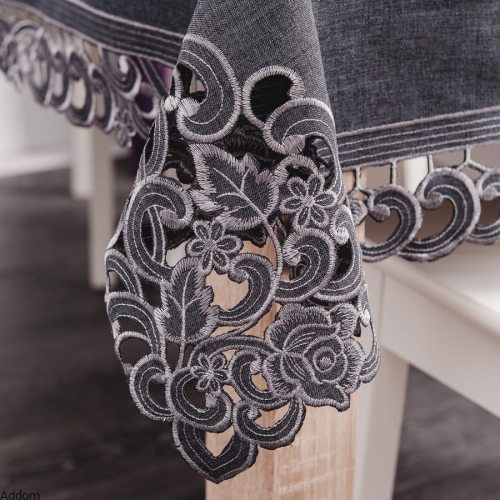 ekskluzywne obrusy haftowane haftem Richelieu.jpeg