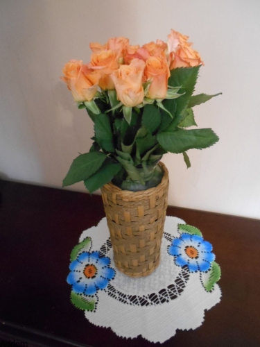 serwetki malowane w turkusowe kwiaty.jpeg