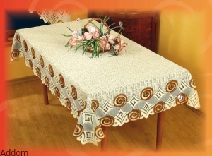 Obrus żakardowy w kolorowe wzory