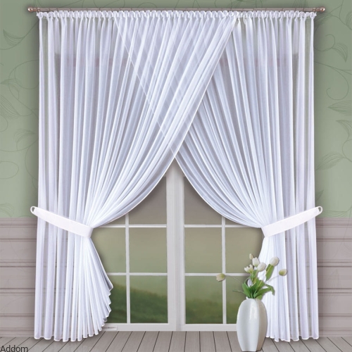 firany upinane na boki.jpeg