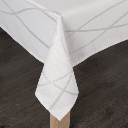 biały obrus w srebrne paski.jpeg