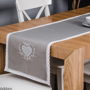 Bieżnik haftowane serca