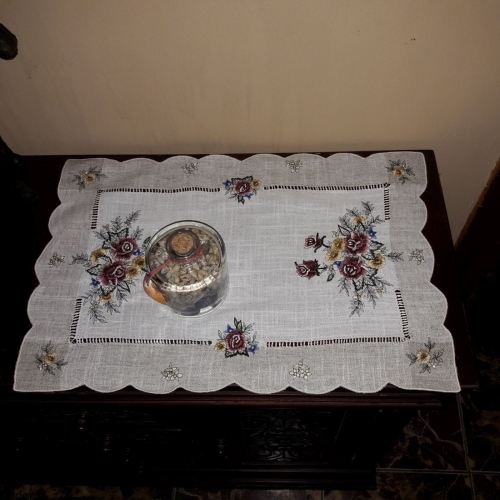 lniane serwety haftowane.jpg