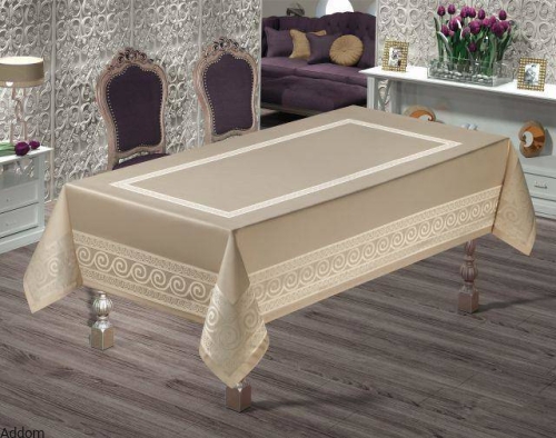 eleganckie beżowe obrusy plamoodporne.jpeg