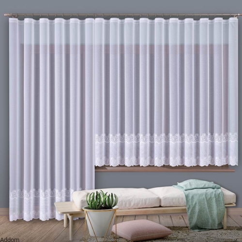 firany z podwiniętym haftowanym dołem.jpeg